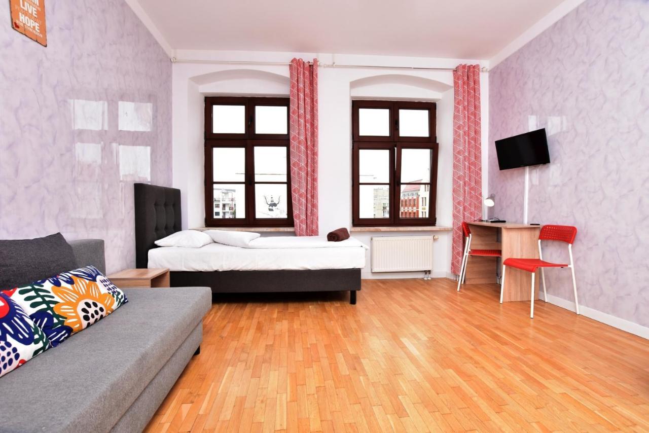 City Central Hostel Wroclaw Exterior photo